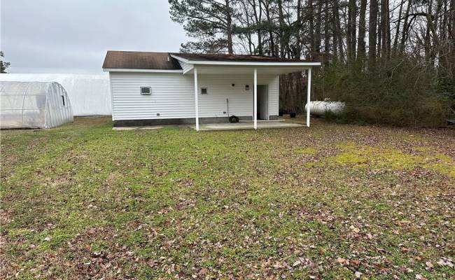 30683 Peachtree Avenue, Southampton County, VA 23878