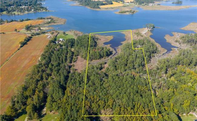 25+AC Glass Road, Gloucester County, VA 23072