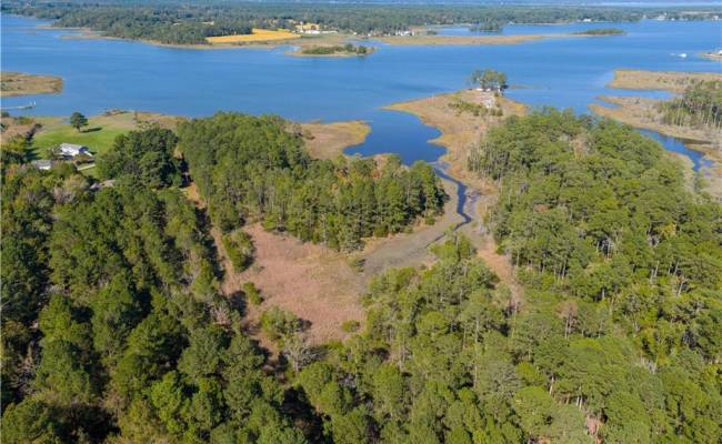 25+AC Glass Road, Gloucester County, VA 23072