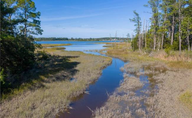 25+AC Glass Road, Gloucester County, VA 23072