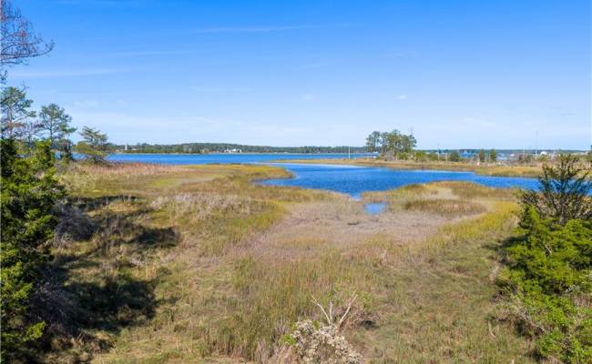 25+AC Glass Road, Gloucester County, VA 23072