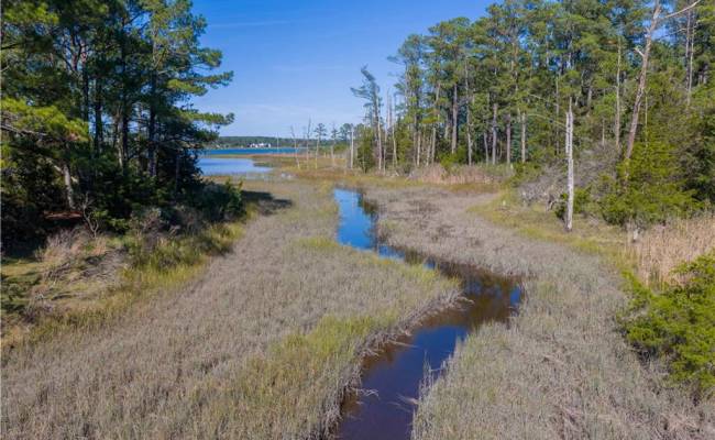 25+AC Glass Road, Gloucester County, VA 23072