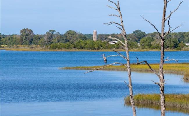 25+AC Glass Road, Gloucester County, VA 23072