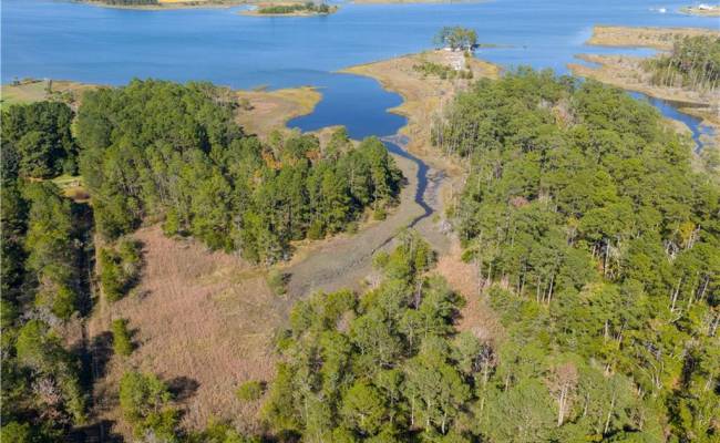 25+AC Glass Road, Gloucester County, VA 23072