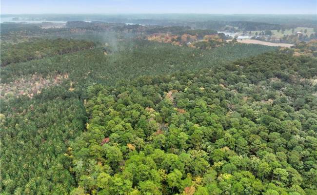 25+AC Low Ground Road, Gloucester County, VA 23072