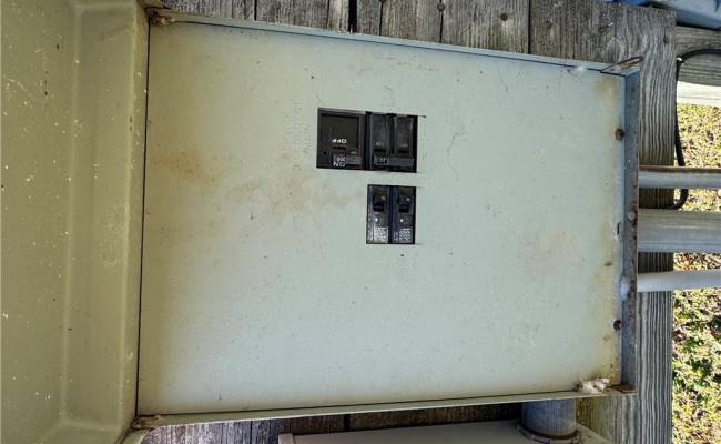 15045 Trump Town Road, Isle of Wight County, VA 23487