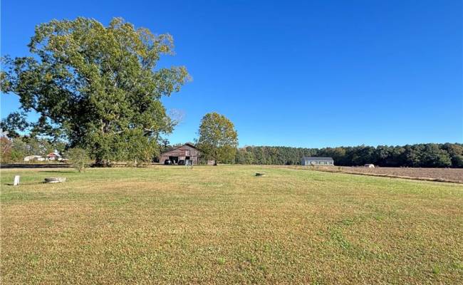 15045 Trump Town Road, Isle of Wight County, VA 23487