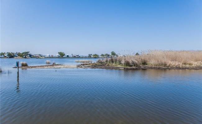 3665 Sandpiper Road, Virginia Beach, VA 23456