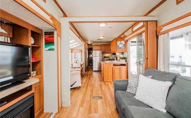 3665 Sandpiper Road, Virginia Beach, VA 23456