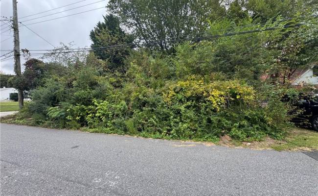 6004 Potomac Avenue, Newport News, VA 23605