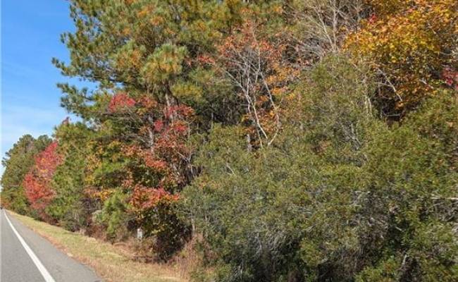 17 N George Washington Memoral Parkway, Gloucester County, VA 23061