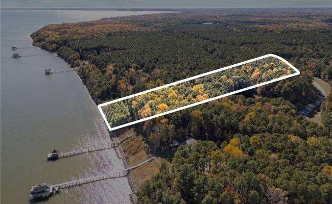 1437 Lawnes Neck Drive, Isle of Wight County, VA 23430