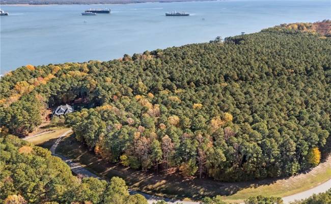 1437 Lawnes Neck Drive, Isle of Wight County, VA 23430