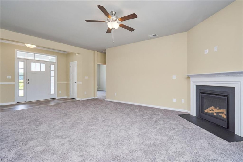 Photo 4 of 32 residential for sale in Chesapeake virginia Photo 4 of 32 residential for sale in Chesapeake virginia