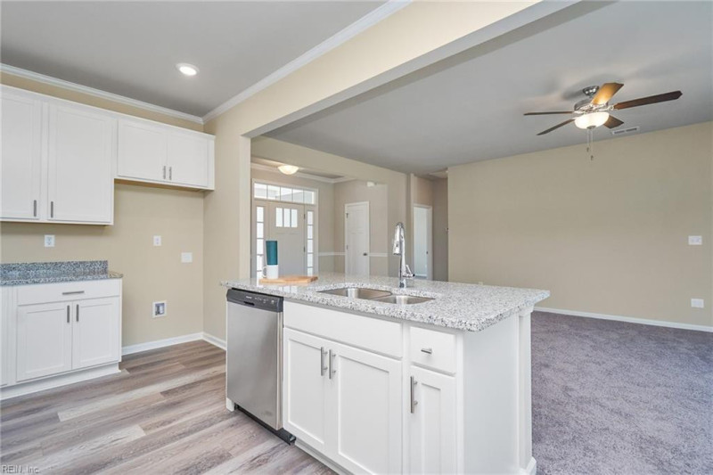 Photo 7 of 32 residential for sale in Chesapeake virginia Photo 7 of 32 residential for sale in Chesapeake virginia