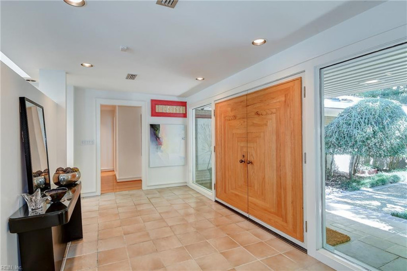 Photo 3 of 50 residential for sale in Norfolk virginia Photo 3 of 50 residential for sale in Norfolk virginia