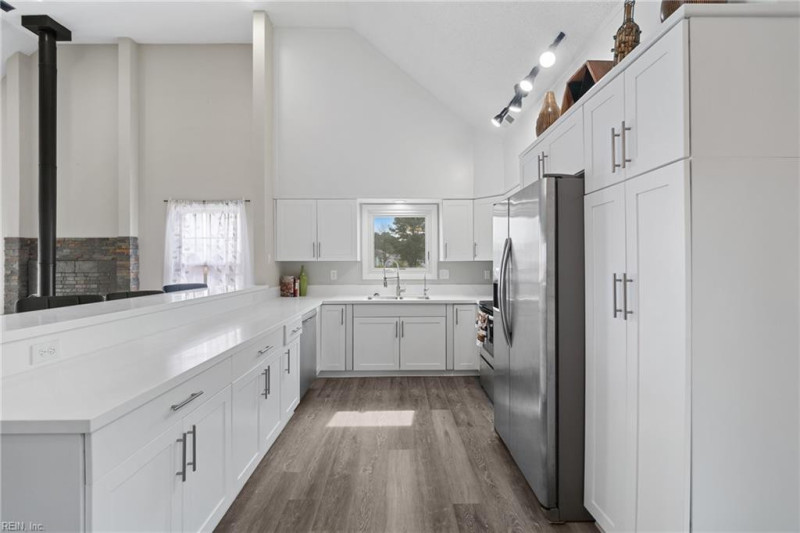 Photo 10 of 50 residential for sale in Virginia Beach virginia