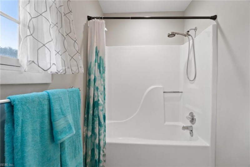 Photo 16 of 50 residential for sale in Virginia Beach virginia