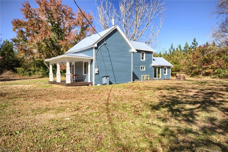 Photo 6 of 41 residential for sale in Mathews County virginia