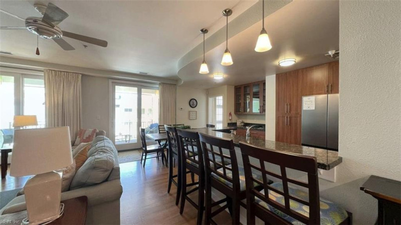 Photo 12 of 38 residential for sale in Virginia Beach virginia