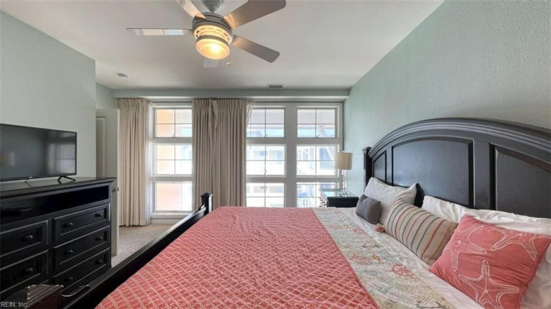 Photo 21 of 38 residential for sale in Virginia Beach virginia