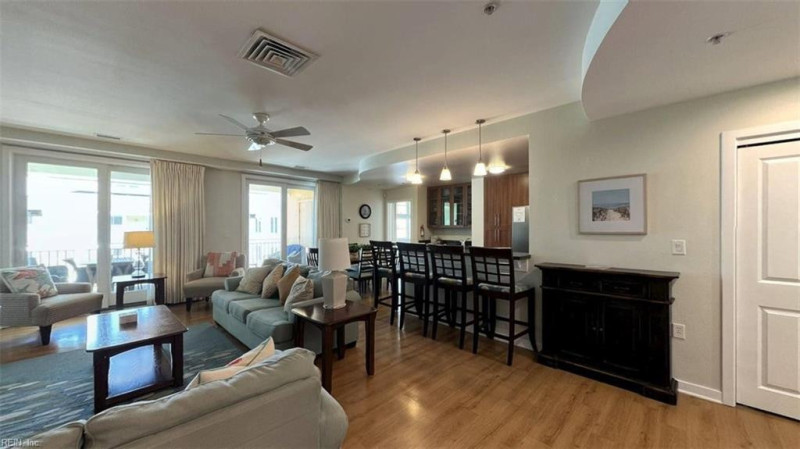 Photo 8 of 38 residential for sale in Virginia Beach virginia