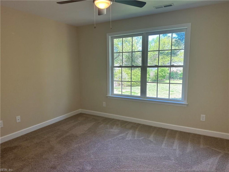 Photo 12 of 36 residential for sale in Hampton virginia