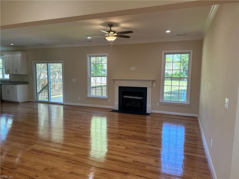 Photo 26 of 36 residential for sale in Hampton virginia