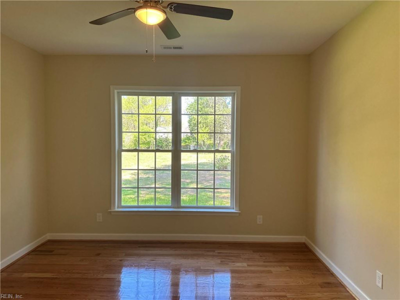 Photo 28 of 36 residential for sale in Hampton virginia
