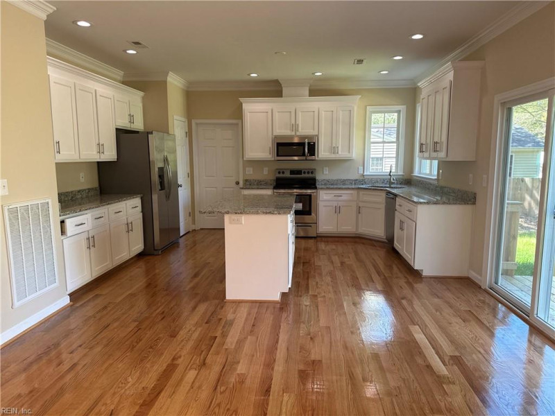Photo 31 of 36 residential for sale in Hampton virginia