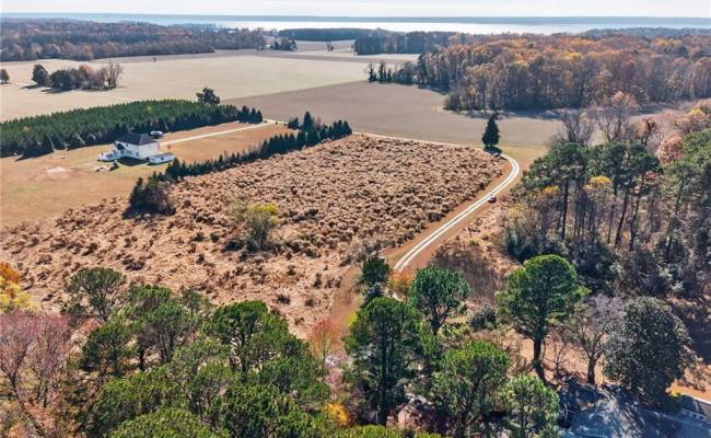 5.1+AC GWYN Lane, Gloucester County, VA 23072