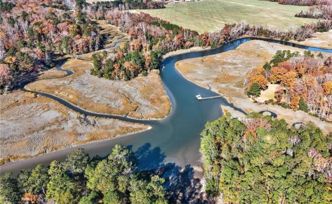 5.1+AC GWYN Lane, Gloucester County, VA 23072