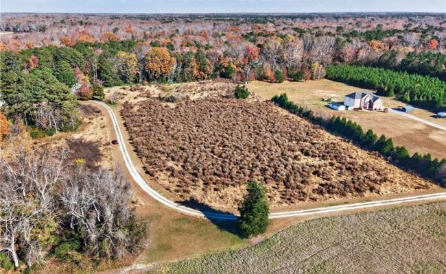5.1+AC GWYN Lane, Gloucester County, VA 23072