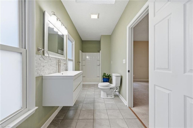 Photo 35 of 49 residential for sale in Chesapeake virginia