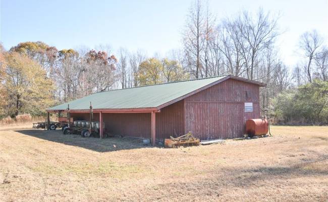 28094 Clarksbury Road, Southampton County, VA 23827