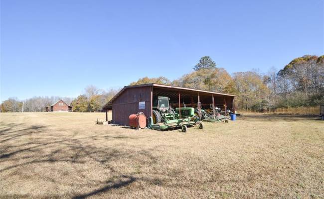 28094 Clarksbury Road, Southampton County, VA 23827