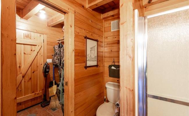 28094 Clarksbury Road, Southampton County, VA 23827