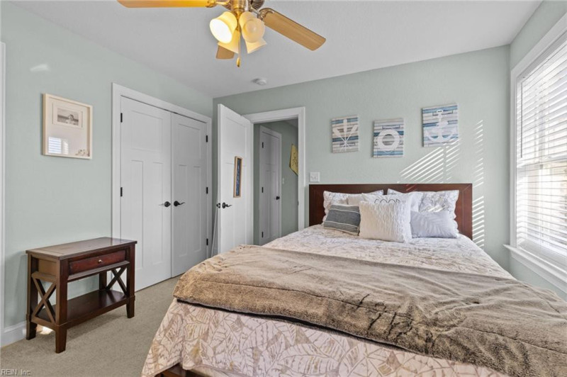 Photo 21 of 47 residential for sale in Virginia Beach virginia