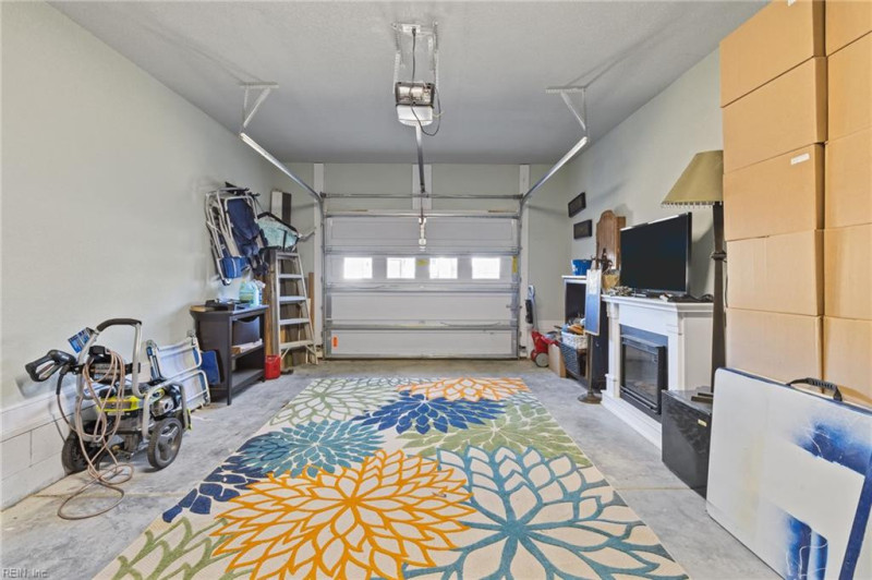 Photo 33 of 47 residential for sale in Virginia Beach virginia