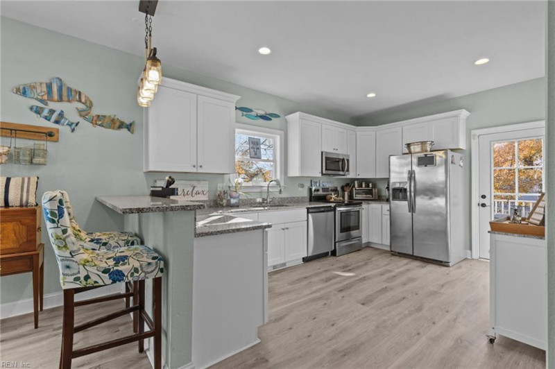 Photo 5 of 47 residential for sale in Virginia Beach virginia