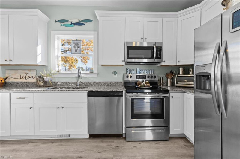 Photo 7 of 47 residential for sale in Virginia Beach virginia