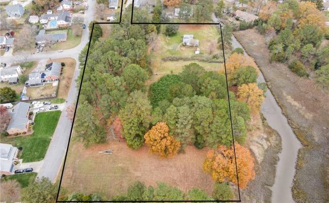 216 Little Florida Road, Poquoson, VA 23662