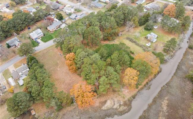 216 Little Florida Road, Poquoson, VA 23662