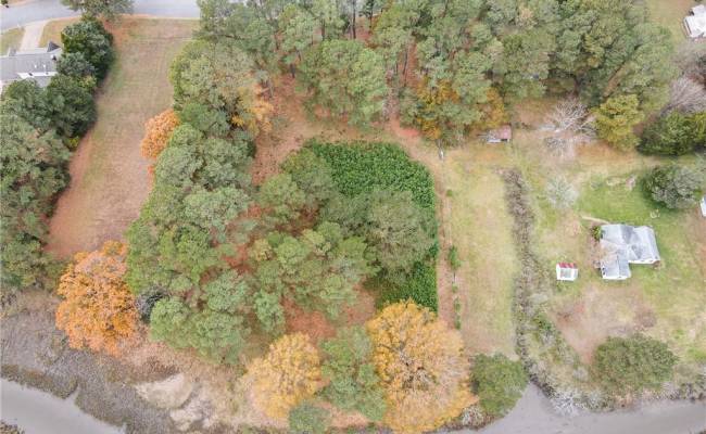 216 Little Florida Road, Poquoson, VA 23662
