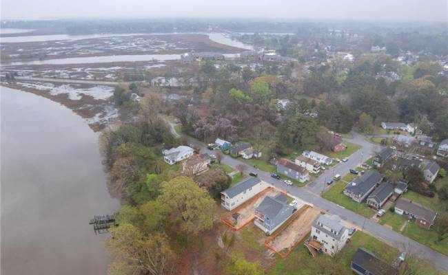 158 Riverview Avenue, Isle of Wight County, VA 23430