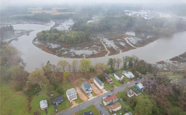 158 Riverview Avenue, Isle of Wight County, VA 23430