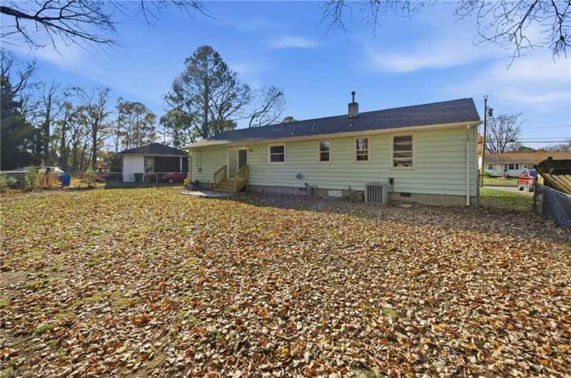 Photo 19 of 25 residential for sale in Newport News virginia