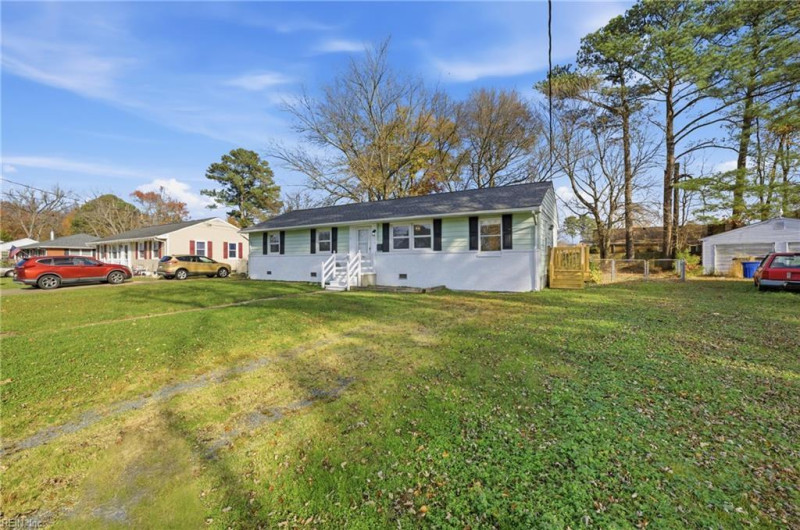 Photo 3 of 25 residential for sale in Newport News virginia