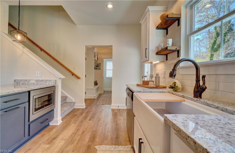 Photo 19 of 36 residential for sale in Suffolk virginia