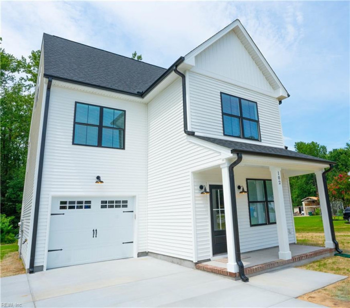 Photo 2 of 36 residential for sale in Suffolk virginia